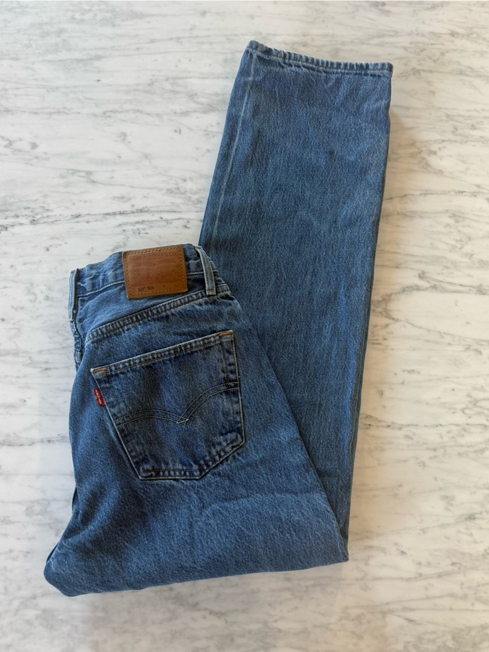 Levi’s 501 90s Straight Leg Jeans Medium Blue Wash 27 x 30 - Picture 2 of 4